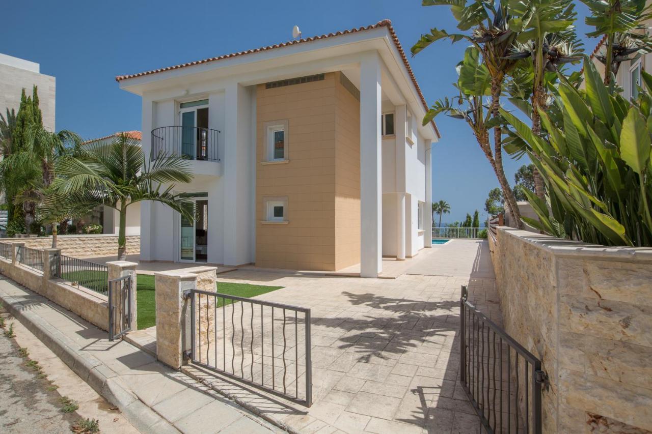 Shaye Front Line Villa Protaras Buitenkant foto